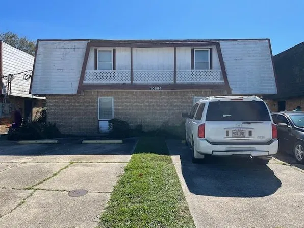 10686 Lincoln Beach Blvd, New Orleans, LA 70127