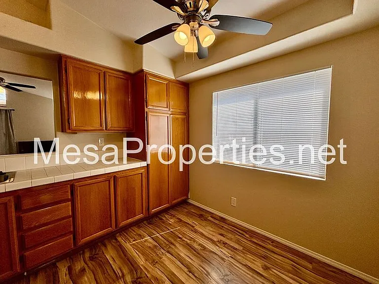 14390 Hillsborough Dr — Photo 12