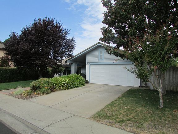 2nd image of 9025 Lismore Dr