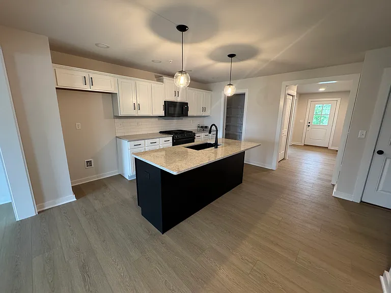 2109 S Autumn Chase Dr — Photo 2