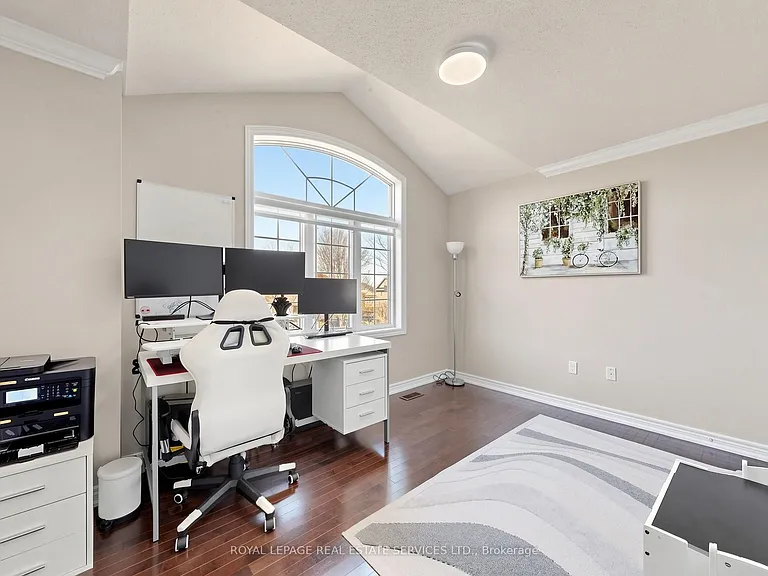 1158 Atkins Dr — Photo 33