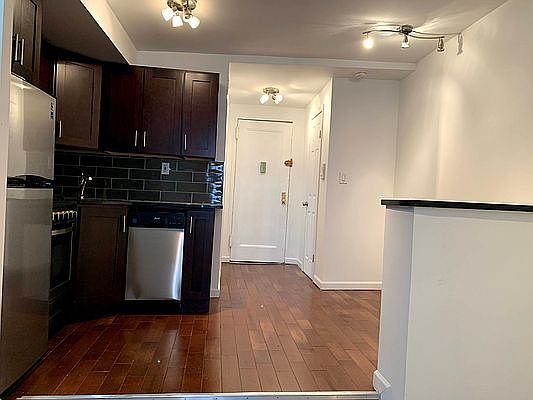 4th image of 2166 Frederick Douglass Blvd APT 2F