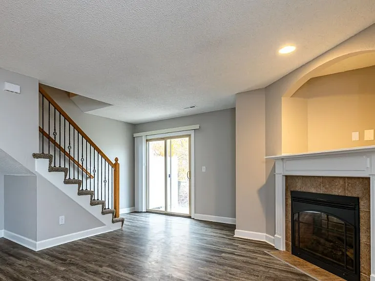 Arbor Mist Townhomes — Photo 17