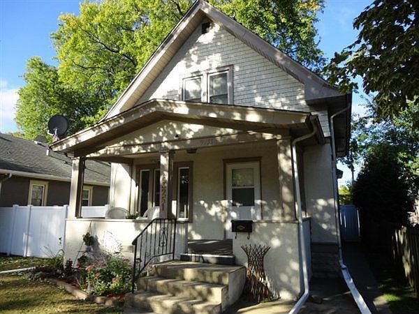 1st image of 3251 Oliver Ave N