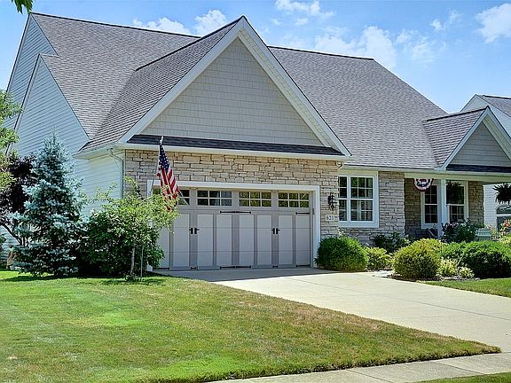 2nd image of 621 Brennans Ct