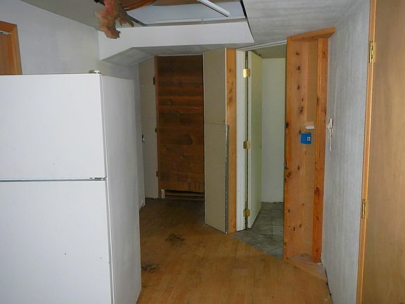 3rd image of 4619 Stanford Dr