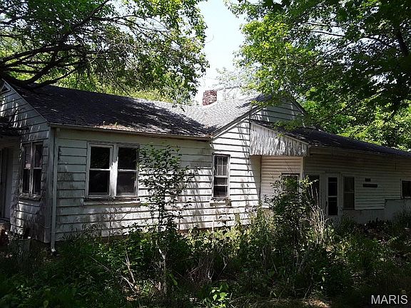 4th image of 37 Griffith Dr