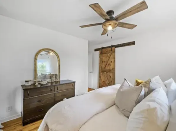 4385 S Robert Trl, Eagan, MN 55123