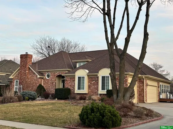 16637 Harney St, Omaha, NE 68118