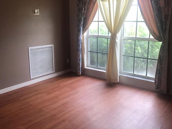 3rd image of 6305 NW Hala Court