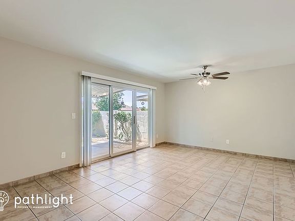2nd image of 2411 W Voltaire Ave