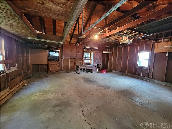 4th image of 118 Sherman St