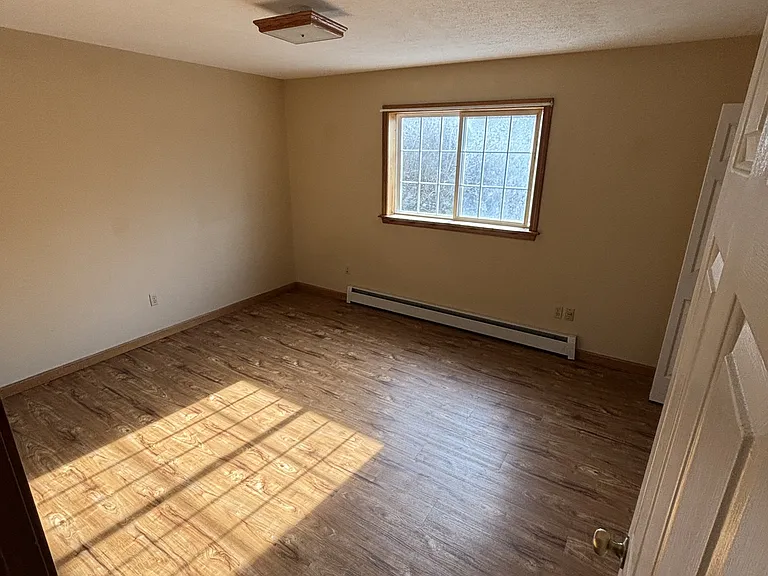 203 S Main St — Photo 8