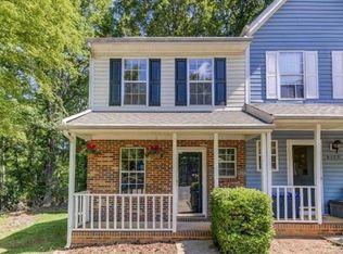 8127 Circle Tree Ln, Charlotte, NC 28277