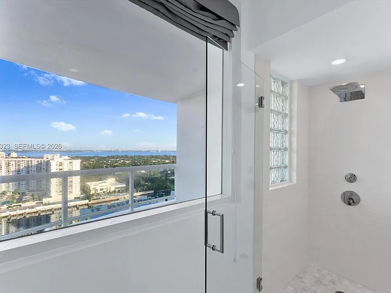 4201 Collins Ave #2301 — Photo 29