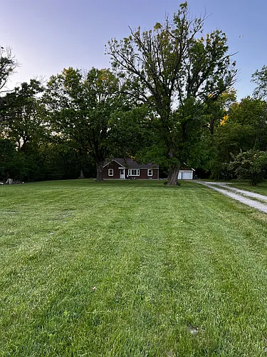 1403 W Hickory Grove Rd Photo 1 1403 W Hickory Grove Rd Photo 1