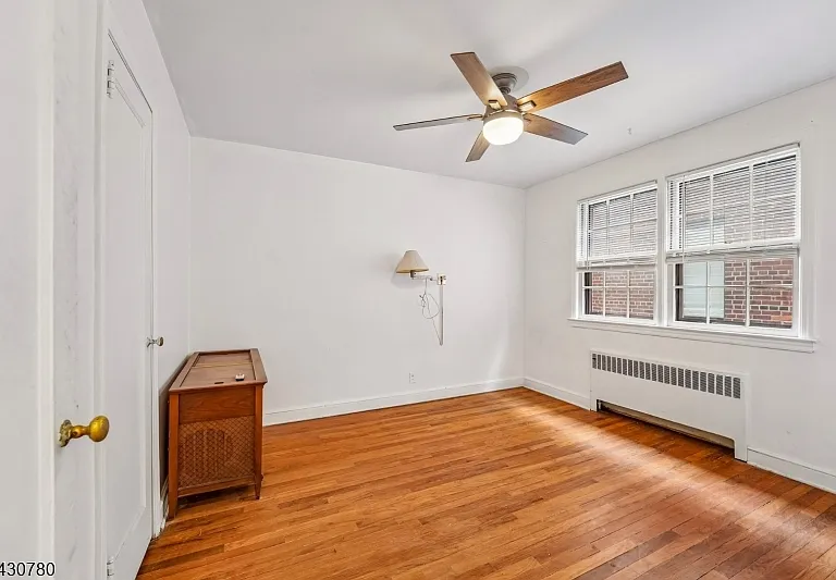 1030 Jassamine Way — Photo 15