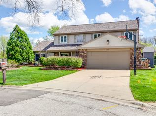 117 Annapolis Dr, Vernon Hills, IL 60061