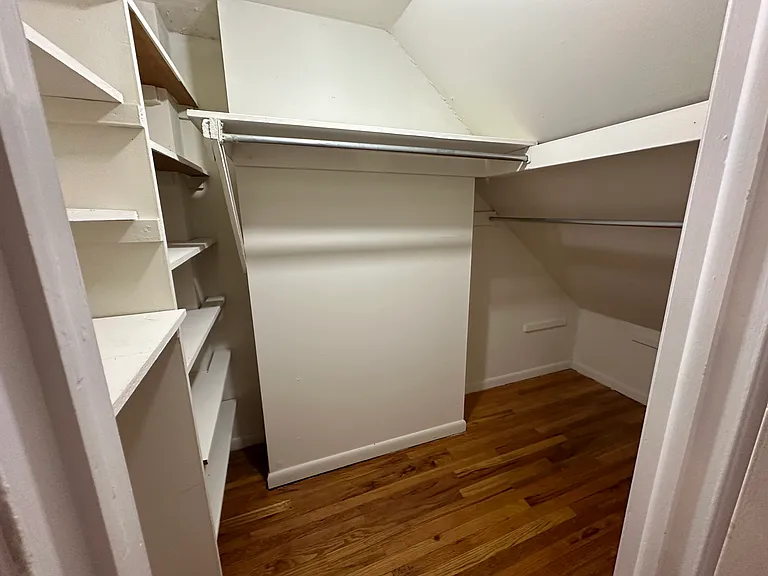 935 Lombard St #202 — Photo 13