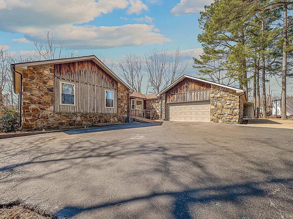 1st image of 2500 N 29th St