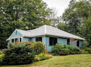 152 Maple St, Sherborn, MA 01770
