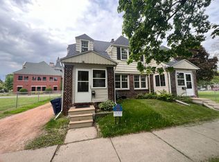 620-622 Henrietta St, Wausau, WI 54403