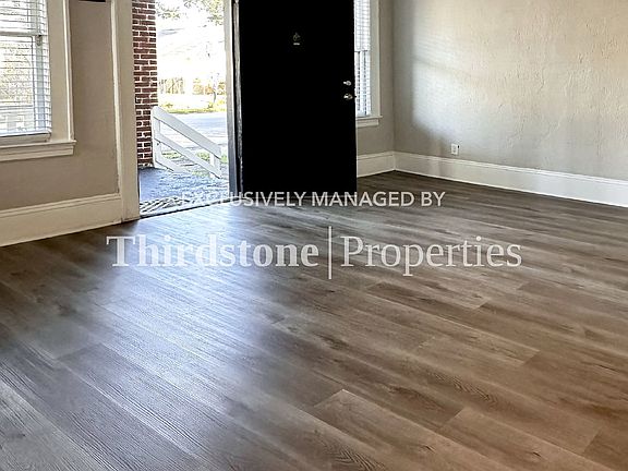 5th image of 2852 College St