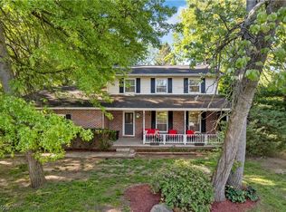 310 Bonshire Rd, Akron, OH 44319