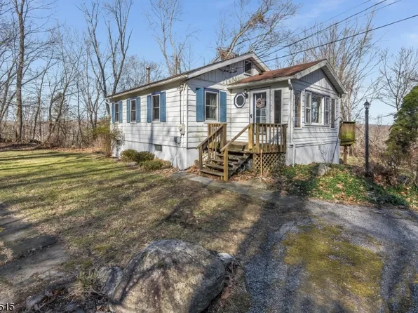 14 Fenner Dr, Andover Twp., NJ 07860