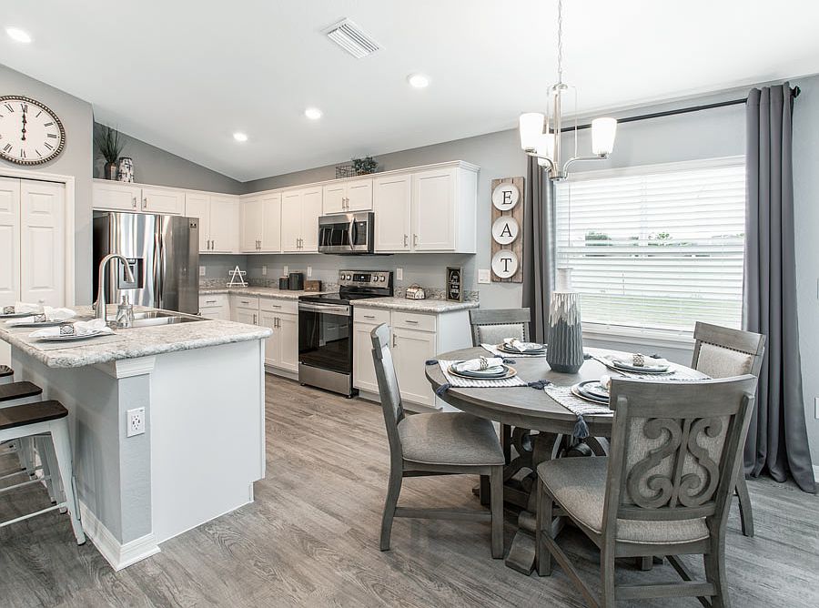 New home for sale in Haines City, FL with 3-bedrooms