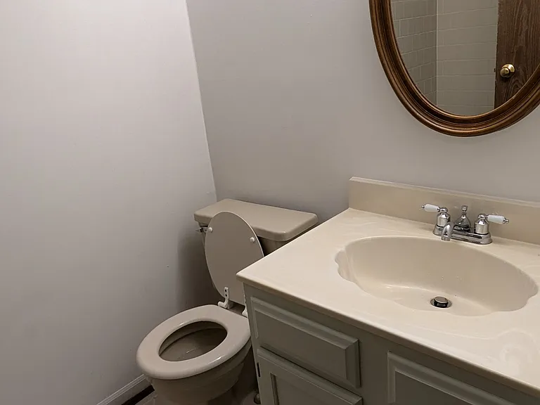 8420 Obannon Ct #8 — Photo 11