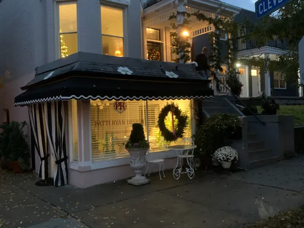 3201 W Franklin St, Richmond, VA 23221