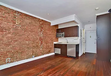 Rented by Living New York