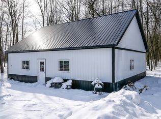 7561 Rockwood Rd, Windsor, OH 44099