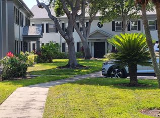 6980 Avenue Des Palais, Saint Petersburg, FL 33707