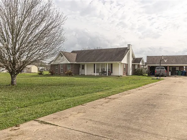 608 Highway 1207, Deville, LA 71328