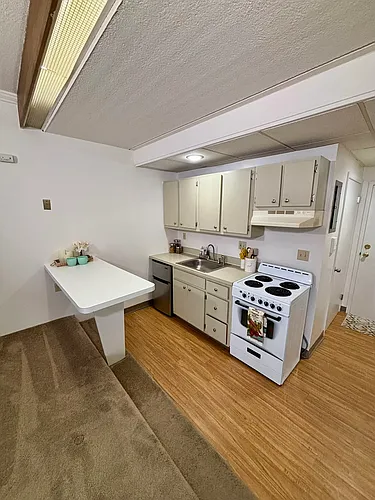 Sunrise Efficiency Apartments Photo 1