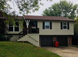 19713 E 15th St N, Independence, MO 64056