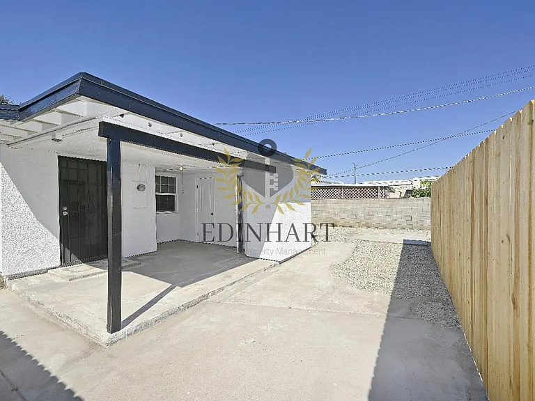 1584 N Carruth Ave #A — Photo 33