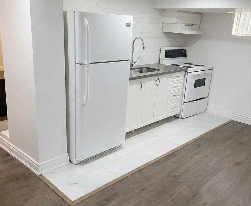 36 W 4th St #BASEMENT