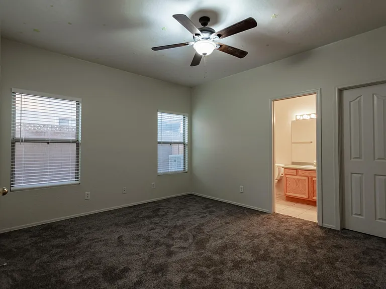 8802 E University Dr — Photo 8