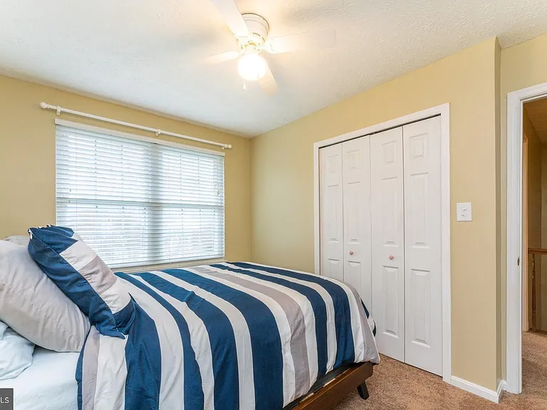 6006 Bobcat Ct — Photo 22