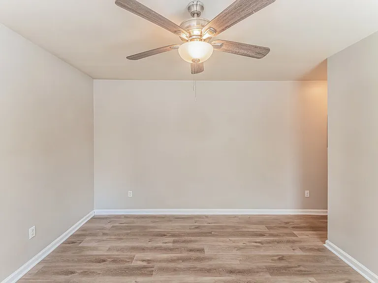 821 Skinner Dr — Photo 9