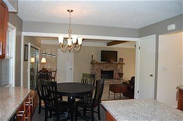 3rd image of 8240 Stoney Brook Dr