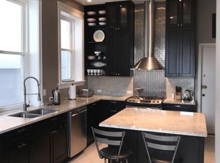 611 W Barry Ave APT 3E, Chicago, IL 60657