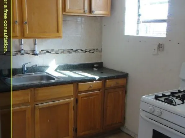 728 Myrtle Ave, Brooklyn, NY 11205