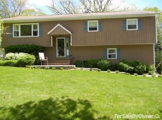 16 Pierson St, Dover, NJ 07801