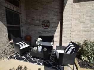 917 Crystal Bend Ln, Katy, TX 77493