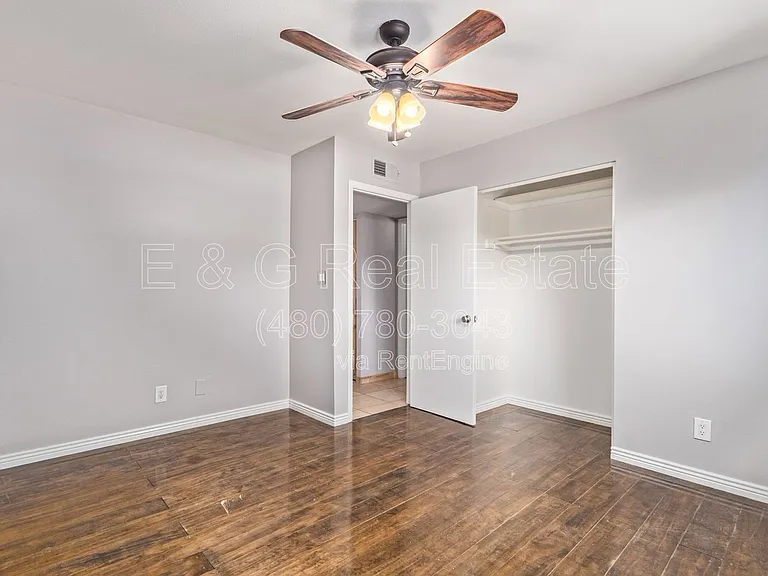 1640 E La Jolla Dr — Photo 21