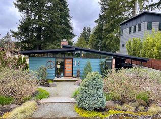 11311 40th Ave NE, Seattle, WA 98125